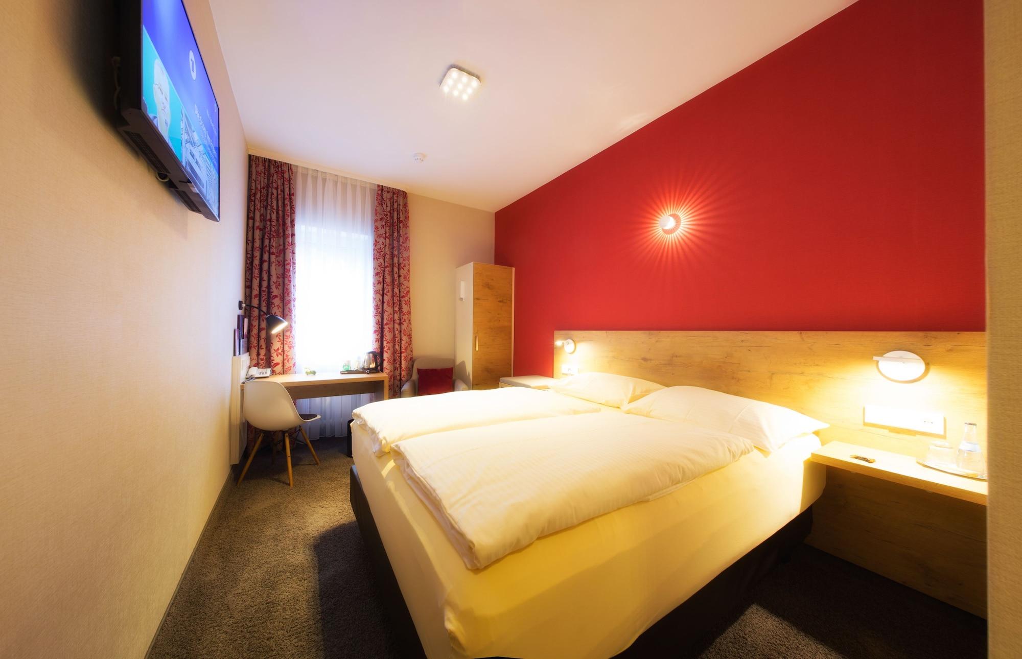 Hotel Azenberg Штутгарт Экстерьер фото