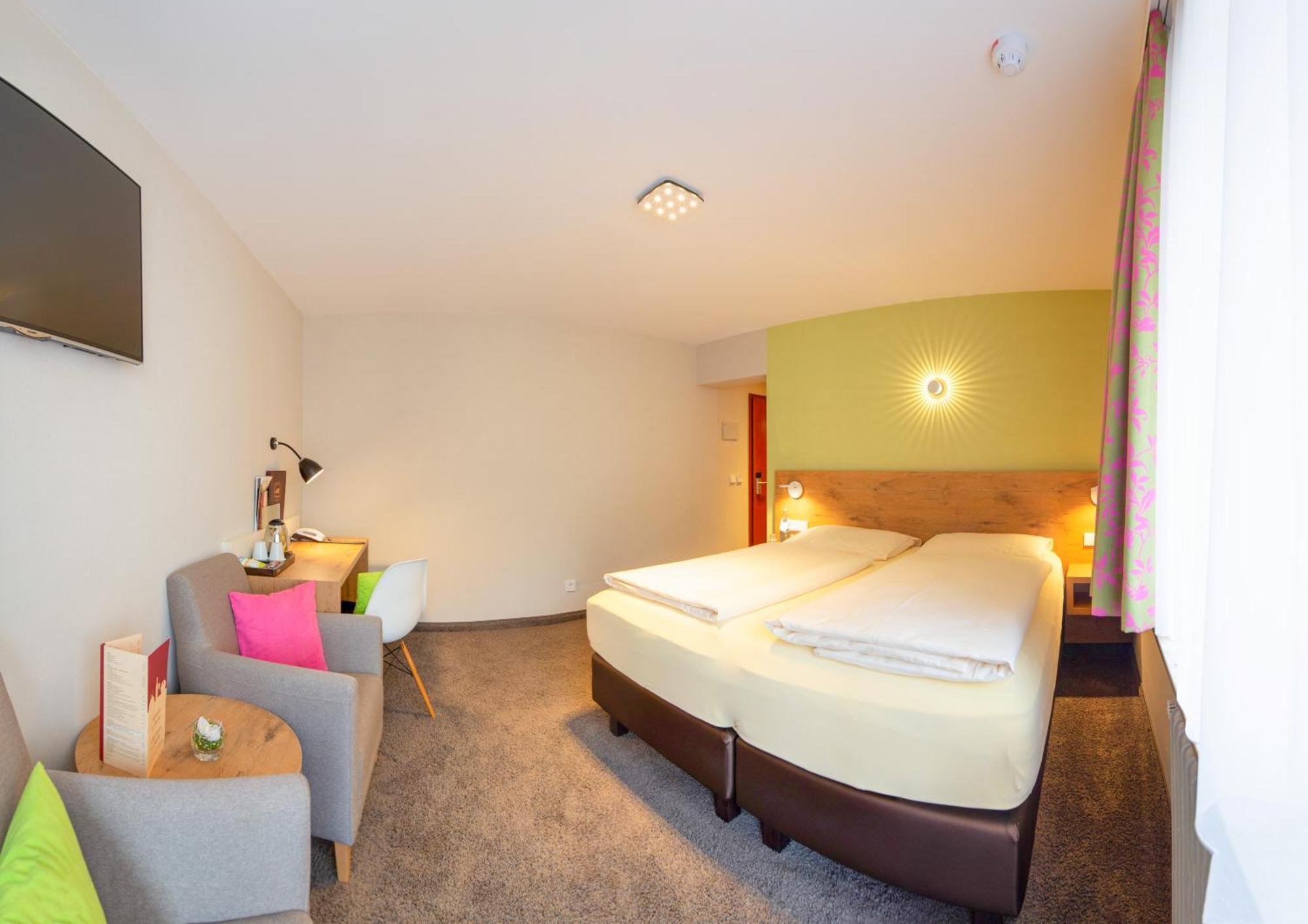 Hotel Azenberg Штутгарт Экстерьер фото